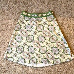 Women’s skirt